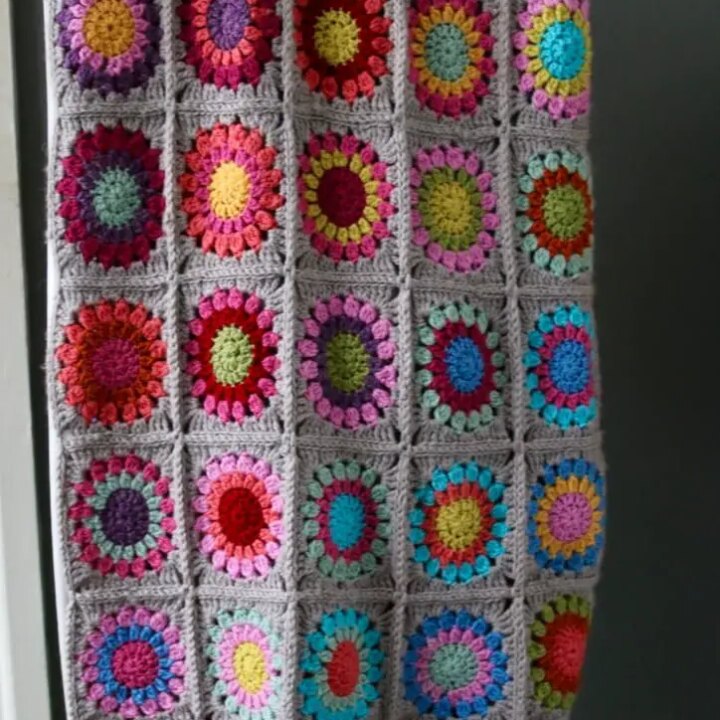 Image for Easy Starburst Granny Square Blanket